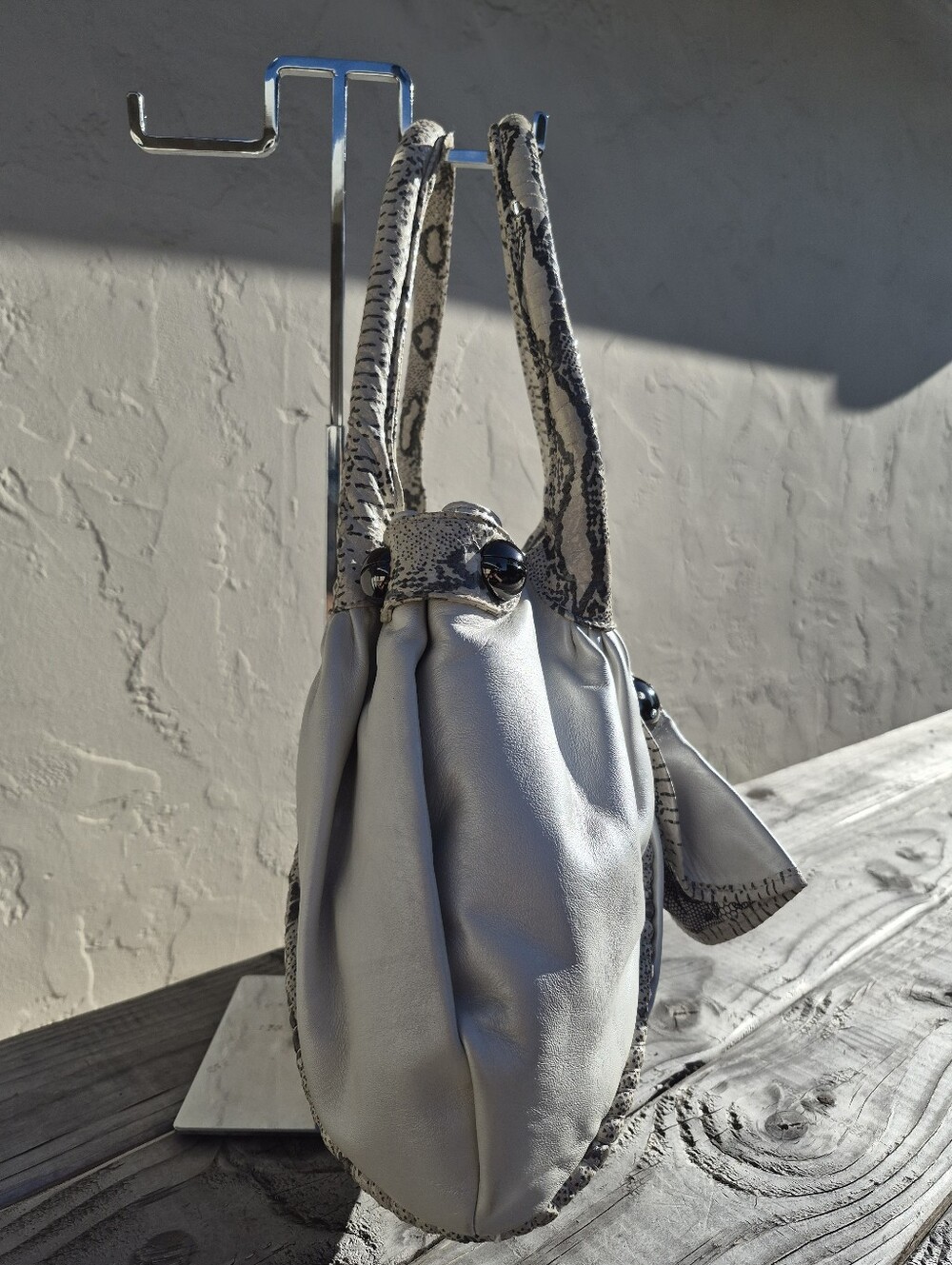 Betsey Johnson Vintage Pearl White Leather Hobo Bag - Picture 7 of 13